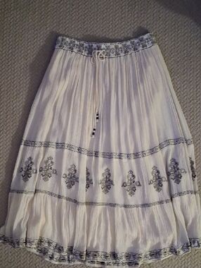 Eli Tahari Creme Embroidered Maxi Skirt with Drawstring Waist